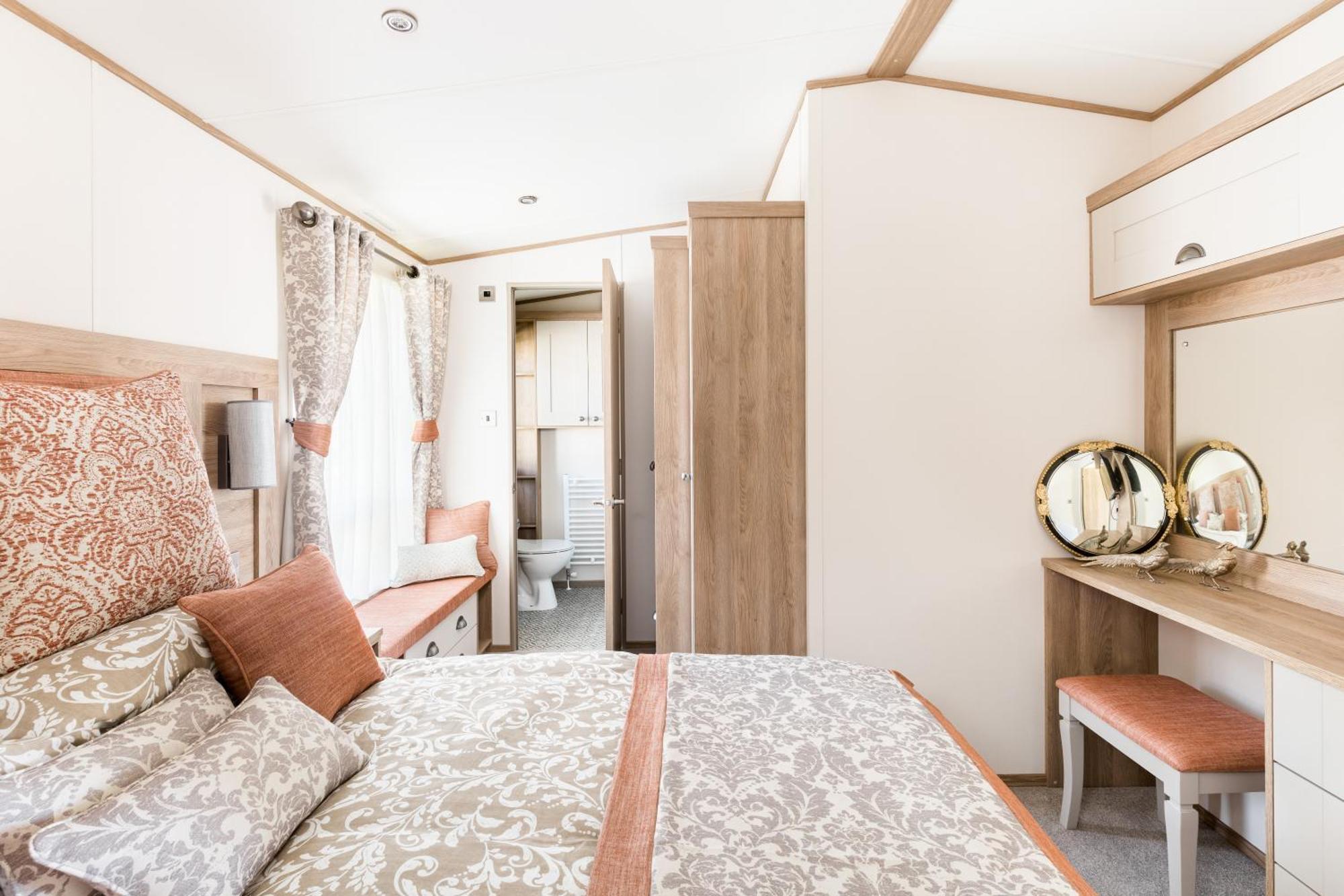 Reeds View Holiday Lodge South Cerney Dış mekan fotoğraf
